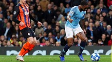 VYKOPL KRTKA, ZÍSKAL PENALTU. T�ko uv��itelné? Ano. Ale je to realita. Raheem...