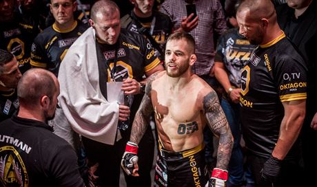 Slovenský zápasník v MMA Tomá Deák organizace Oktagon MMA