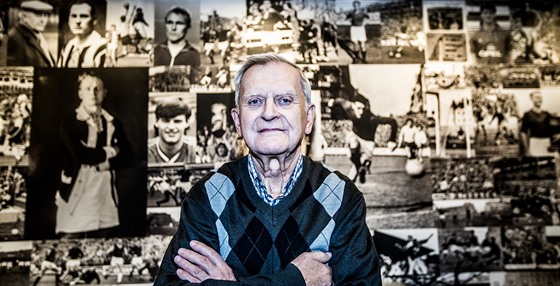 Dlouholetý archivá Václav Boreek vzpomíná na mnoho velkých fotbalist, kteí...