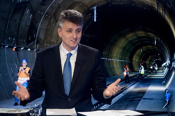 Generální �editel S�DC Ji�í Svoboda v diskusním po�adu Rozst�el (14. listopadu...