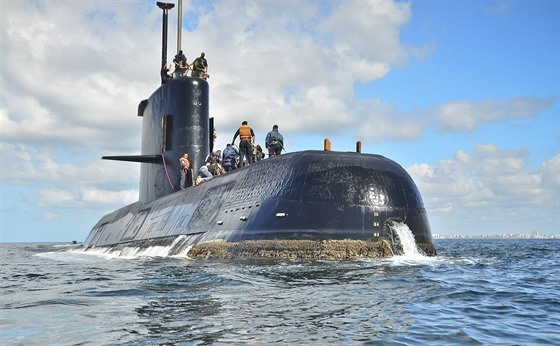 Ztracená argentinská ponorka San Juan na starí fotce