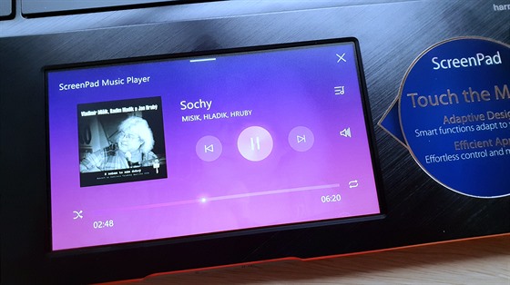 ScreenPad hudebn pehrva