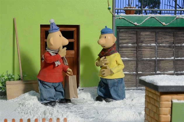 Z�b�r ze sn�mku Pat a Mat: Zimn� radov�nky