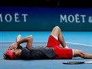 Alexander Zverev se raduje z vítzství na tenisovém Turnaji mistr.