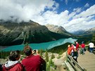 Ledovcové jezero Peyto Lake v kanadském národním parku Banff