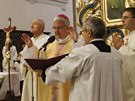 Nov nstroj poehnal pomocn biskup Pavel Konzbul.