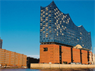 Stecha 108 metr vysok Labsk filharmonie v Hamburku m pipomnat vlny na...