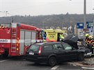 Nehoda dvou aut u Trojského mostu. (12.11.2018)