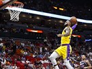 LeBron James z LA Lakers smeuje do koe Miami.