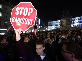 Demonstrace za demisi premira Andreje Babie na Vclavskm nmst v Praze....