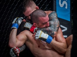 Slovensk zpasnk v MMA Tom Dek organizace Oktagon MMA krt Ameriana...