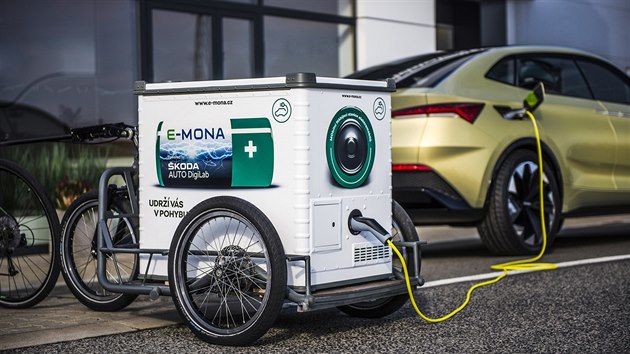 Zazen disponuje kapacitou 16,8 kWh a energii z nj lze do bnho typu elektromobilu penst za tyi hodiny, a to a na rove 80 procent dobit.