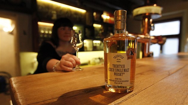 Vlajkovou lodí společnosti je čtyřicetiprocentní Trebitsch Czech Single Malt Whisky. Patří k nejdražším na českém trhu - půllitrová láhev stojí skoro tisíc korun.