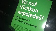 Plakáty a bannery mířící proti Straně zelených v Praze 3 (12.11.2018)