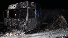 Dálnici D46 na n�kolik hodin zablokovala nehoda dvou kamion� a dodávky, po...