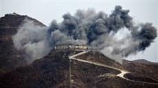 Jihokorejci zaali demolovat své strání ve v Demilitarizované zón (15....