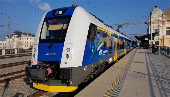Dobrá zpráva pro cestující, mezi Prahou a západem Čech přibudou vlakové spoje. 