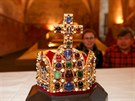 Pleitost spatit dv koruny, ktermi byl korunovn Karel IV., maj...