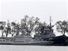 Ruské pohraniní lod v nedli podnikly oteven agresivní iny proti lodím...