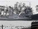Ukrajinské lod zadrené Rusy na Krymu (25.11.2018) 