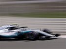 Valtteri Bottas z Mercedesu bhem tréninku na Velkou cenu Abú Zabí