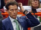 Quin Snyder si drbe hlavu, jeho Utah Jazz se nedaí.