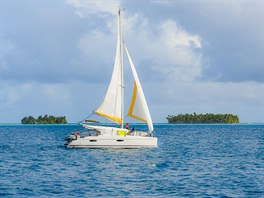 Plavba v klidné laguně proslulého ostrova Bora Bora