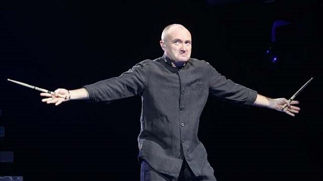 Phil Collins na koncertě v Praze (23. listopadu 2005)