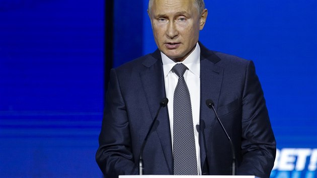 Rusk prezident Vladimir Putin na investinm fru v Moskv (28. listopadu 2018)