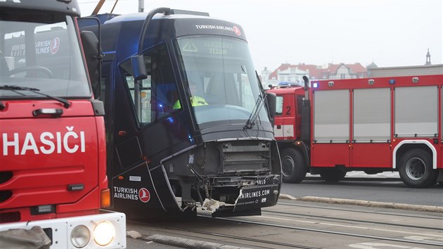 Na Jirskov nmst se srazily dv tramvaje. (22.11.2018)