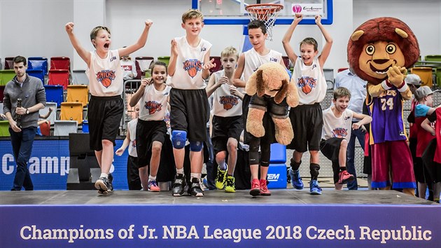 Dti ze vihova slav triumf v esk Jr. NBA.