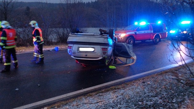 Nehoda u Zbiroha na Rokycansku. Pi zsahu se hasii setkali se zcela nepochopitelnm jednnm nkterch idi.