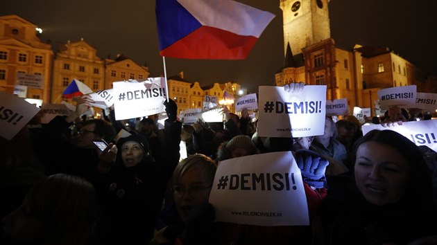 Demonstrace proti premiérovi Andreji Babišovi v Praze. (23. listopadu 2018)