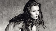 Ikonické foto. Originál snímku Snímek Kate Mossové z Marakee z roku 1993 se v...
