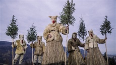 �erti z Vala�ska, Mikulá�, �ert, smrt.