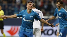 Robert Mak ze Zenitu Petrohrad se raduje ze svého gólu do koda�ské sít�.