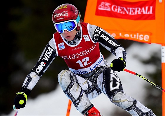 Ester Ledecká na trati sjezdu v kanadském Lake Louise