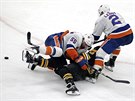 Johnny Boychuk a Nick Leddy z New York Islanders splnili úkol: za každou cenu...