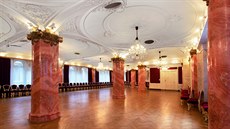 Od otevření paláce Lucerna chodili Pražané na taneční lekce a plesy do sálu v...