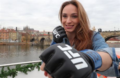 Lucie Pudilov se chyst na zpas MMA v organizaci UFC v Praze
