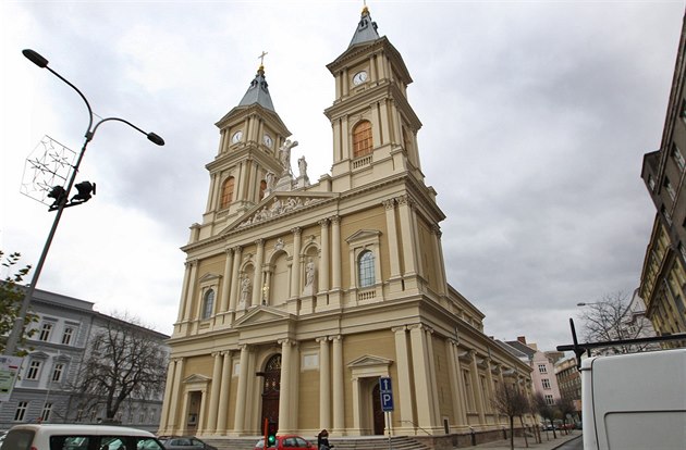 Opravená dominanta centra Ostravy - katedrála Boského Spasitele. (20....
