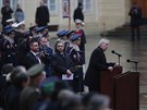 Prezident Milo Zeman pi slavnostním aktu ke 100. výroí vzniku Hradní stráe.