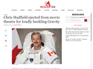 Astronaut Chris Hadfield byl vyveden z kina poté, co nahlas kritizoval film...