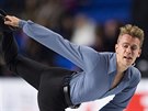 Michal Bezina bhem finálového závodu krasobruslaské Grand Prix