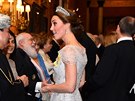 Vévodkyn Kate na recepci pro diplomaty v Buckinghamském paláci (Londýn, 4....