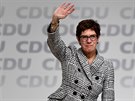 Nová pedsedkyn CDU Annegret Krampová-Karrenbauerová. (7. prosince 2018)
