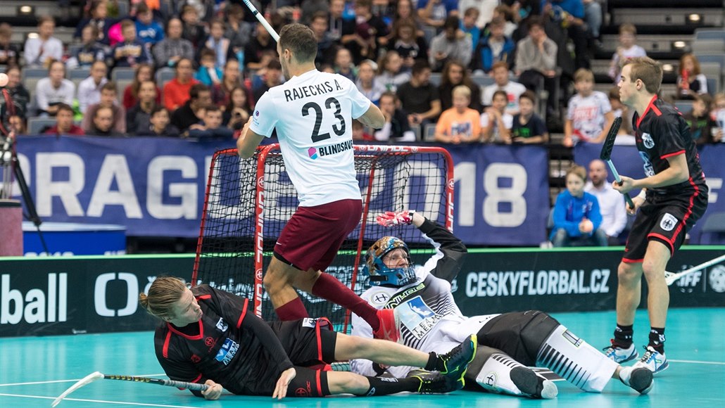 Momentka z utkání florbalového MS N�mecko - Loty�sko.