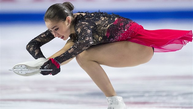 Alina Zagitovov ve finle Grand Prix ve Vancouveru.