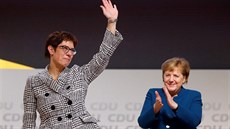 Nov zvolená pedsedkyn nmecké vládní CDU Annegret Krampová-Karrenbauerová na...