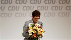 Nová pedsedkyn CDU Annegret Krampová-Karrenbauerová